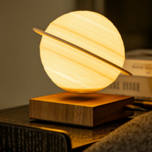 chwebende Saturnlampe mit Magnetlevitation auf Holzsockel – Mondlampe Luxus